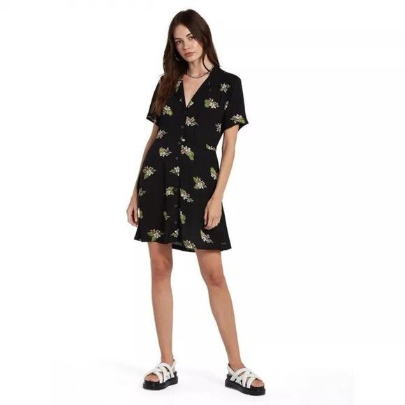 VOLCOM - STORMY TROPIX SS DRESS Black Mini Dress Summer Floral Size Large - Picture 1 of 9